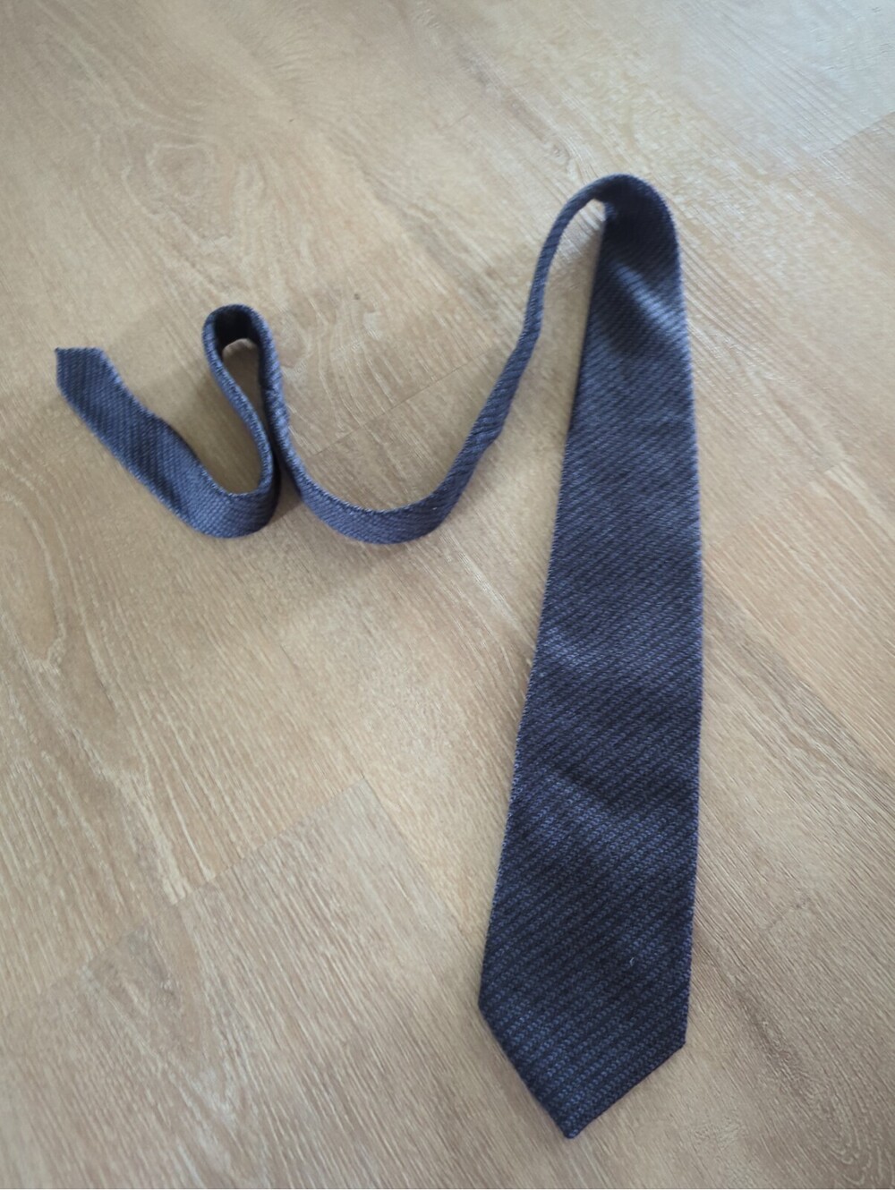 RODA BLUE-black STRIPED KNIT Pointy End TIE Wool MADE IN ITALy 56"